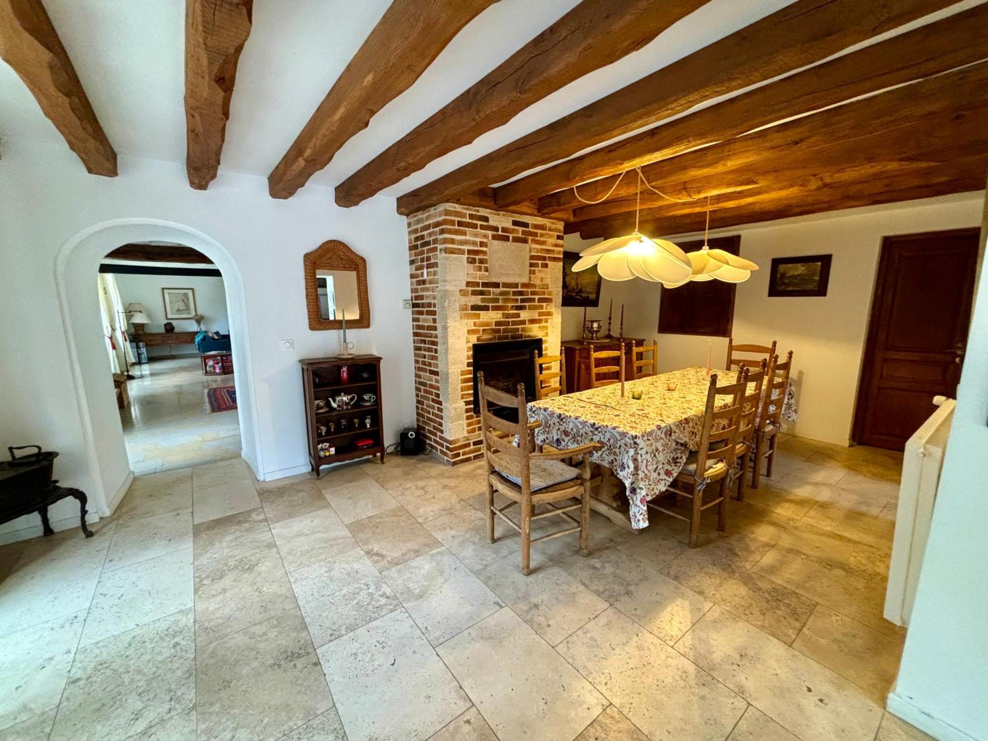 Holiday home Proche De Paris Vienne-en-Arthies